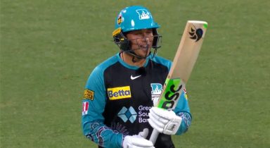 No ICC, no problem! Usman Khawaja finally dons dove & olive symbol in BBL