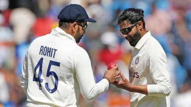 Unfit? Rohit Sharma outruns Ravindra Jadeja while chasing the ball in IND vs SA 2nd Test