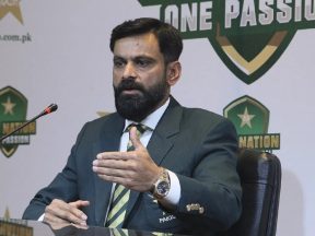 Its up to captain Hafeez throws Shan Masood under bus after questionable decision at SCG