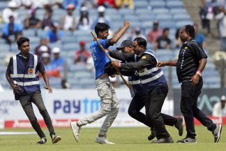 Watch: Virat invades pitch to touch Rohit Sharmas feet in IND vs ENG 1st Test
