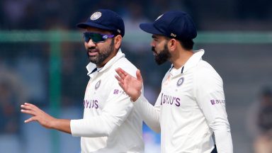 Coach Virat Kohli guides Rohit Sharma & Mohammed Siraj to Marco Jansen wicket