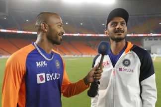 Rohit Sharma or Hardik Pandya? Axar Patel reveals his choice for India T20 captain
