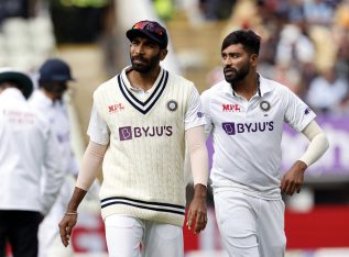 IND vs SA: Cape Town hero Mohammed Siraj forgets translator Jasprit Bumrah at presentation