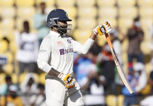 Red-hot Ravindra Jadeja slams 5th Test ton in Manchester epic