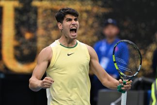 Australian Open: Carlos Alcaraz shatters records for fun during victory over Lorenzo Sonego