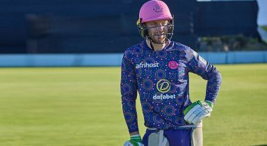 Jos Buttlers happy hunting continues against MI, scores another half-century in SA20
