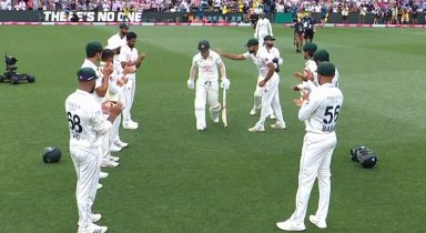 PAK vs AUS: David Warner gets guard of honour from Pakistan in farewell Test