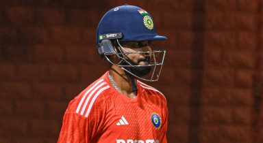 IND vs ENG: Injury scare for India, Shreyas Iyer walks off after taking a hit on forearm at nets