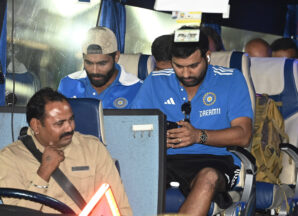 Team India & England jet off to Ranchi for 4th Test