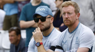 Visitors field coaches Paul Collingwood & Marcus Trescothick as substitute fielders