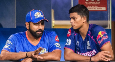 Guru Shishya! Rohit Sharma teaches Yashasvi Jaiswal a few tricks ahead of the MI vs RR match