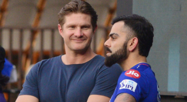 Old friends reunite! Shane Watson gifts Virat Kohli copy of his book ahead of RCB vs KKR
