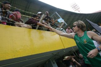 Jonty Rhodes defends harsh reply to Jobless LSGfan, highlights fight of acid attack survivors