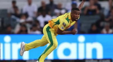 Who is Lizaad Williams? Check his bowling stats & IPL salary