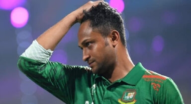 Shakib Al Hasan gets angered by fans request, threatens to beat him up