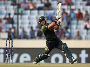 Kamran Akmal asks Pakistan Cricketers not to prioritise on personal goals