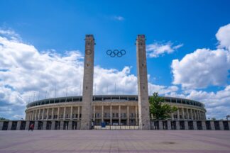 Suspicious backpack forces Berlin police evacuate fanzone ahead of Euro 2024