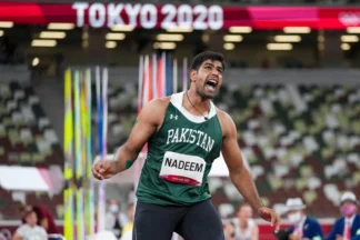How many Pakistani athletes are competing in Paris Olympics?