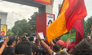 No Kolkata Derby, no Problem: Mohun Bagan-East Bengal fans stage massive protest outside Salt Lake Stadium