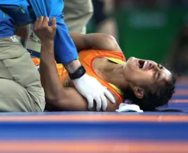Vinesh Phogat disqualified for being 100 gm overweight, Paris Olympics gold medal dreams shattered