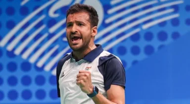 Who is Nitesh Kumar, IITian who won gold in Paris Paralympics