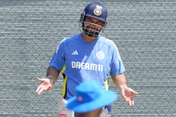 Doull confident CSK will go all out for Pant at IPL mega auction