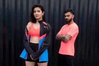 Phodne ke chakkar me ho kya - Virat Kohli bamboozled by Anushka Sharmas bouncer in gully cricket