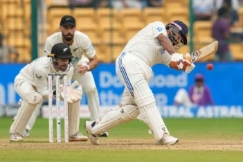 Rishabh Pant agonizingly misses out on ton by 1 run despite braving injury scare