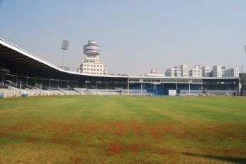 Fans forced to sit on road at Sher-I-Kashmir Stadium during Jammu and Kashmir vs Maharashtra Ranji Match