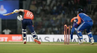 Ashwin calls out Harry Brooks lame smog excuse, gives googly tip to deal with Varun Chakravarthy