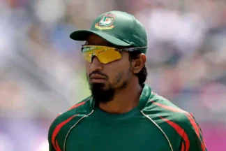 WATCH: Tanzim Hasan Sakib and Mohammad Nawaz engage in fiesty brawl in Bangladesh Premier League