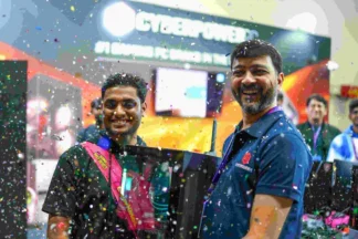 IITian Suyash Omar bags a high-performance CyberPowerPC at Bengaluru Comic Con