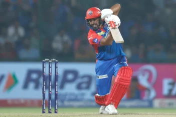 Karun Nair forces Delhi Capitals to rethink plans after big knock vs MI