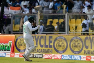 Muthusamy, Jansen torment Indian bowlers as SA tailenders add 264 runs to 489 total