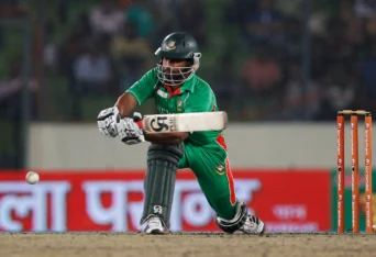 Ex-BAN skipper Tamim Iqbal called Indian agent by BCB official, current players jump out in support