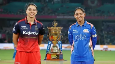 How can Harmanpreet Kaurs Mumbai Indians qualify for WPL 2026 playoffs?