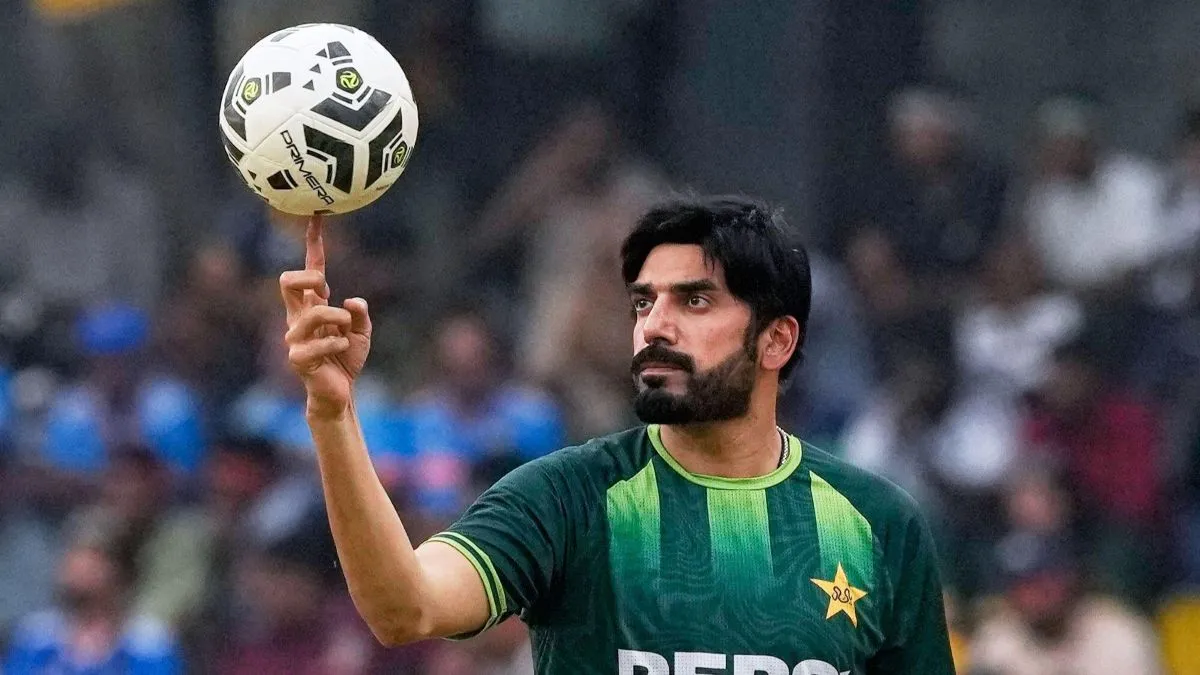 Suryakumar Yadav’s efforts of mimicking Usman Tariq go in vain, PAK spinner curtails India